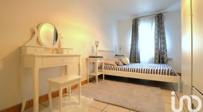 Apartment 3 rooms of 64 m² in Clichy-sous-Bois (93390)