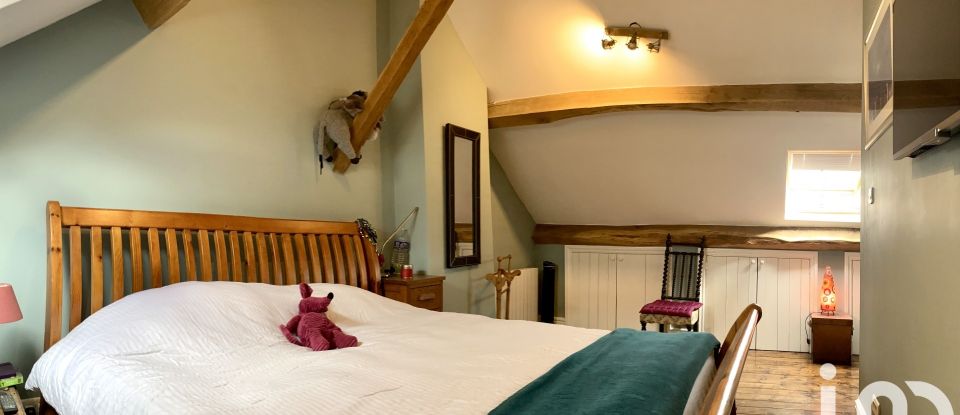 Village house 10 rooms of 235 m² in Saint-Martin-du-Puy (58140)