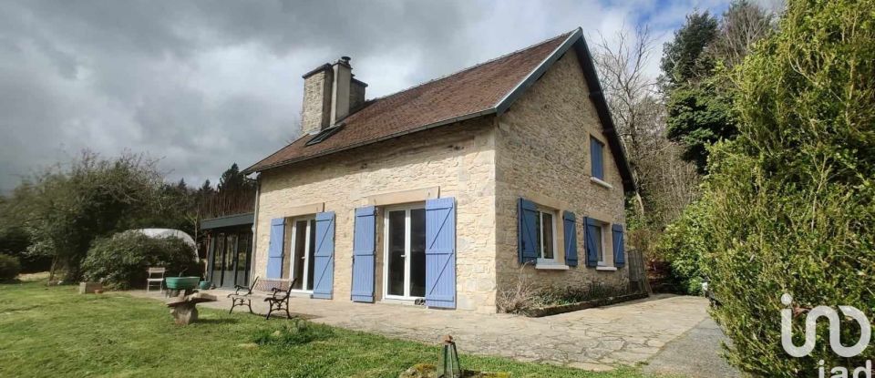 Country house 6 rooms of 135 m² in Nexon (87800)
