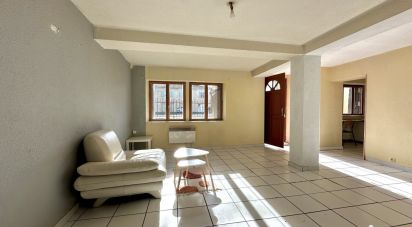 House 5 rooms of 125 m² in Trie-sur-Baïse (65220)