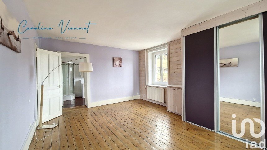 Apartment 4 rooms of 156 m² in Bois-d'Amont (39220)
