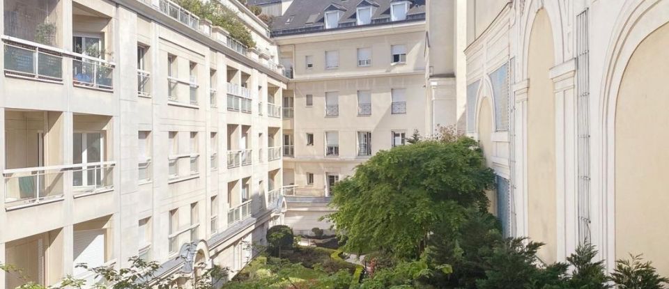 Appartement 3 pièces de 67 m² à Paris (75006)