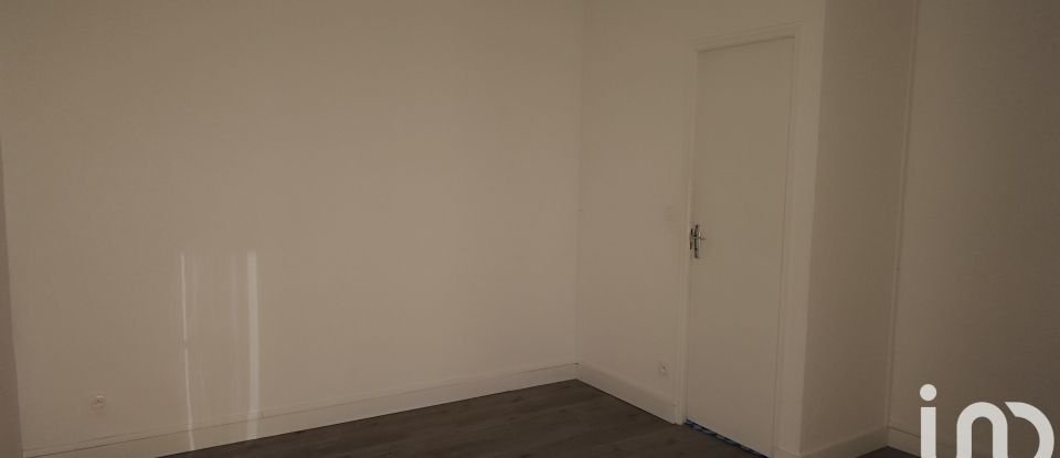 Apartment 3 rooms of 60 m² in Reims (51100)