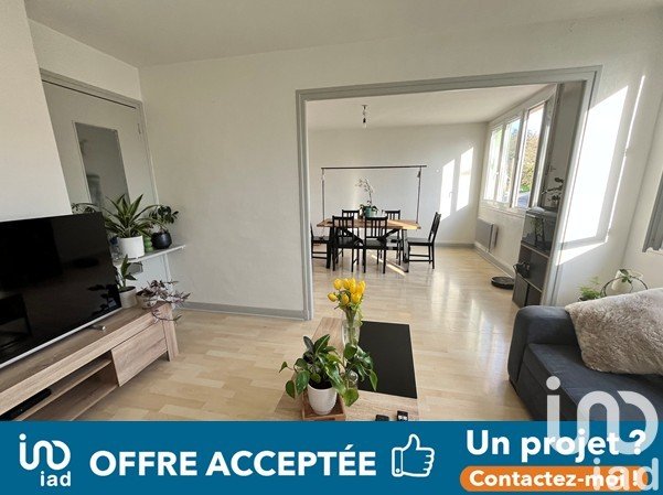 Apartment 4 rooms of 70 m² in Loriol-sur-Drôme (26270)