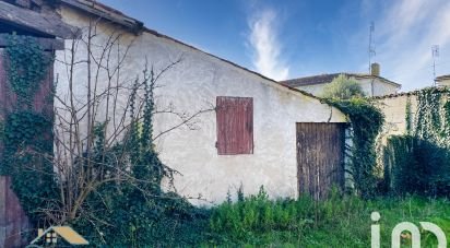 Barn conversion 3 rooms of 77 m² in Thaims (17120)