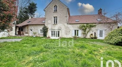 House 9 rooms of 205 m² in Richarville (91410)