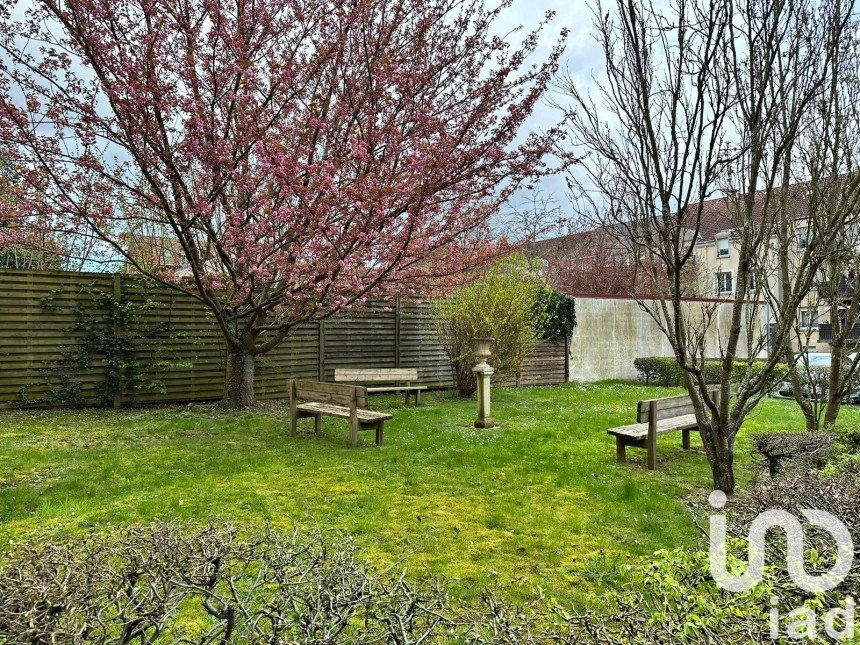 Apartment 3 rooms of 58 m² in Torcy (77200)