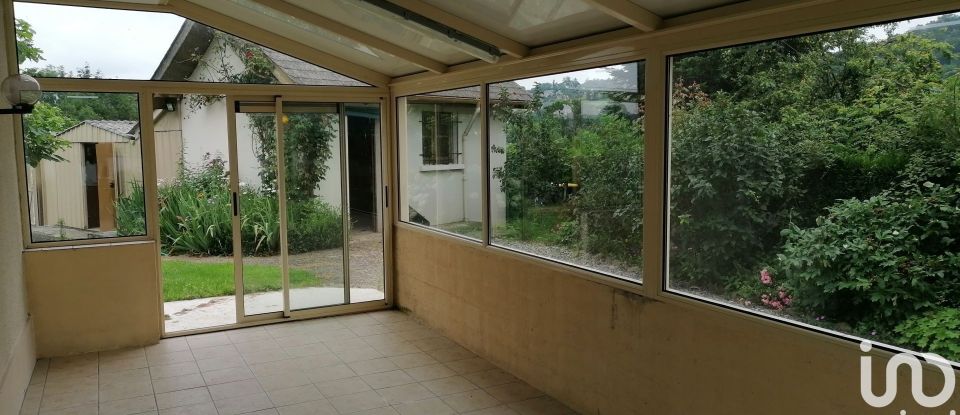 House 6 rooms of 250 m² in Poueyferré (65100)