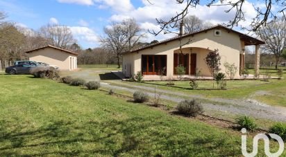 House 6 rooms of 142 m² in Bussac-Forêt (17210)