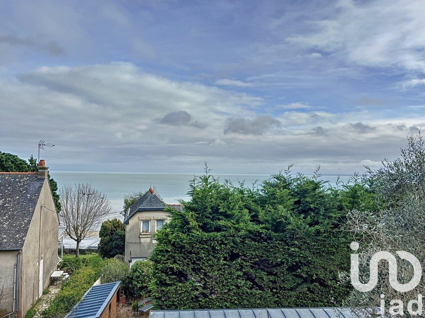 Mansion 6 rooms of 113 m² in Cancale (35260)