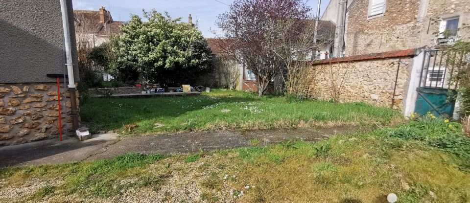 House 4 rooms of 65 m² in Dammarie-les-Lys (77190)