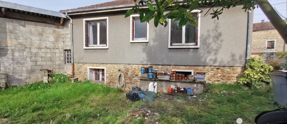 House 4 rooms of 65 m² in Dammarie-les-Lys (77190)