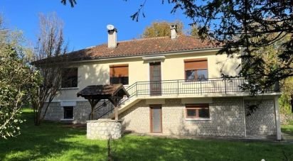 House 6 rooms of 160 m² in Ribérac (24600)