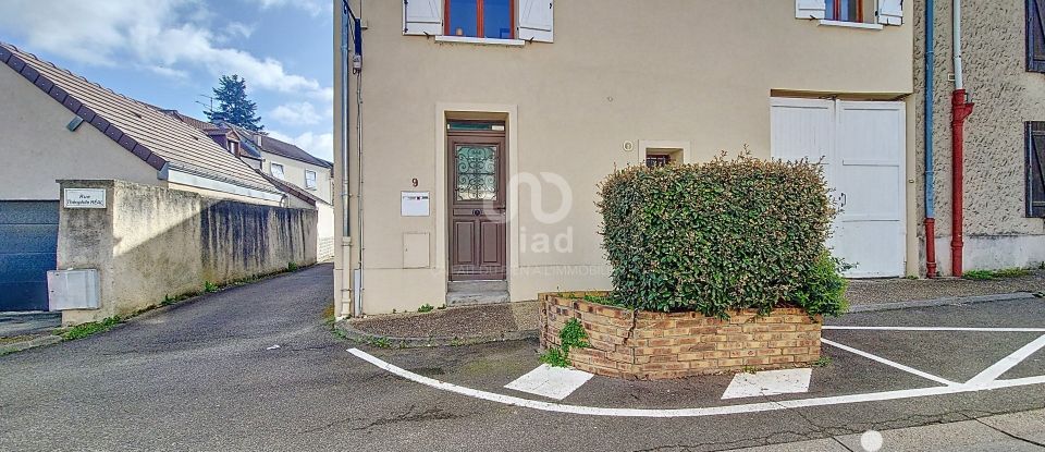 Maison de village 4 pièces de 65 m² à Mézières-sur-Seine (78970)