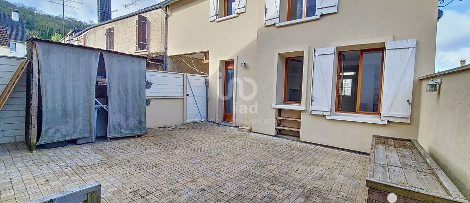 Maison de village 4 pièces de 65 m² à Mézières-sur-Seine (78970)