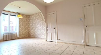 House 3 rooms of 82 m² in Saint-Quentin (02100)