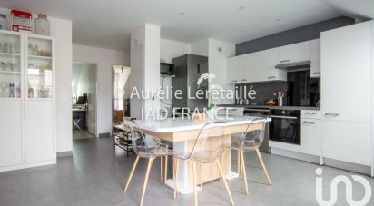 Apartment 3 rooms of 65 m² in Mours (95260)