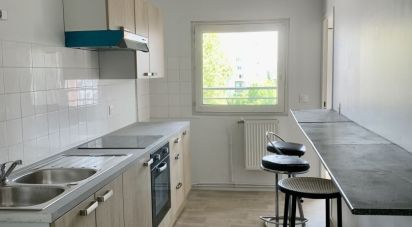 Apartment 4 rooms of 83 m² in Saint-Denis (93200)