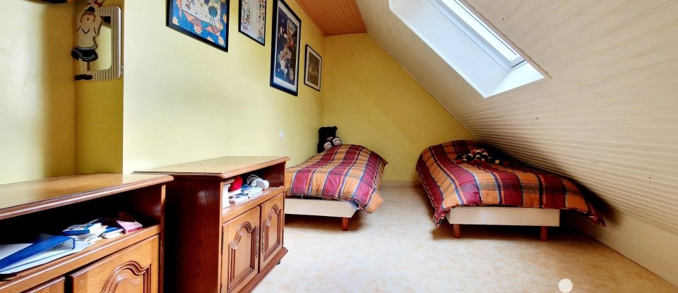 House 7 rooms of 132 m² in Marzan (56130)