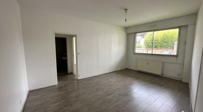 Apartment 2 rooms of 47 m² in Orléans (45000)