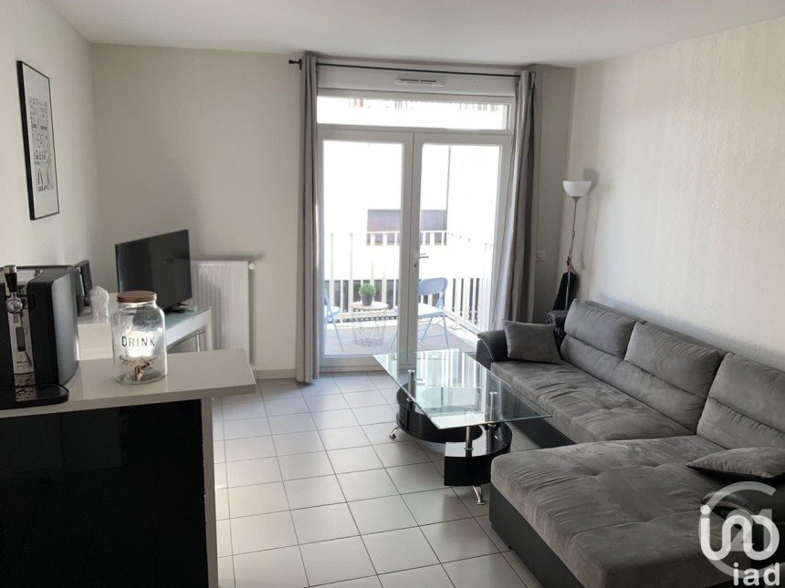 Apartment 4 rooms of 79 m² in Bègles (33130)