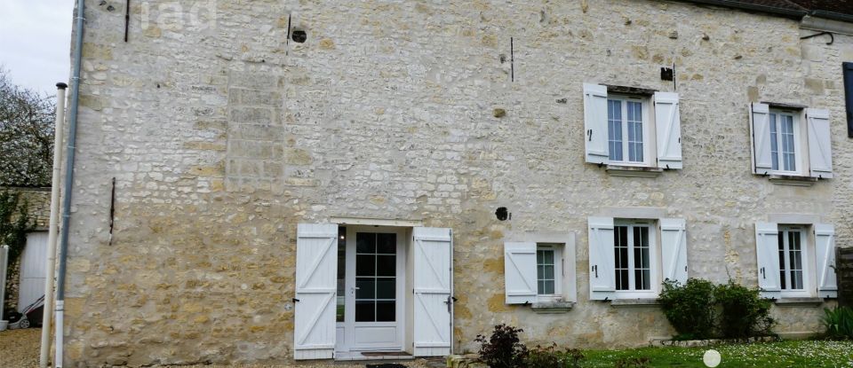 Maison 7 pièces de 181 m² à Monchy-Humières (60113)