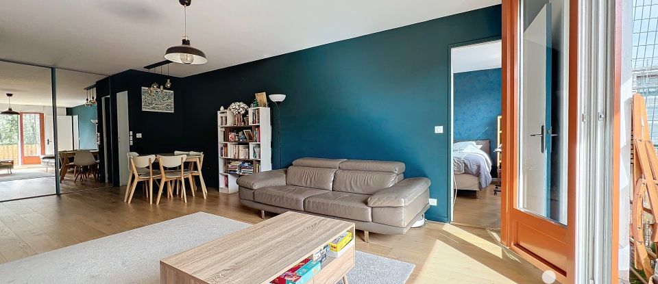 Appartement 4 pièces de 82 m² à Issy-les-Moulineaux (92130)