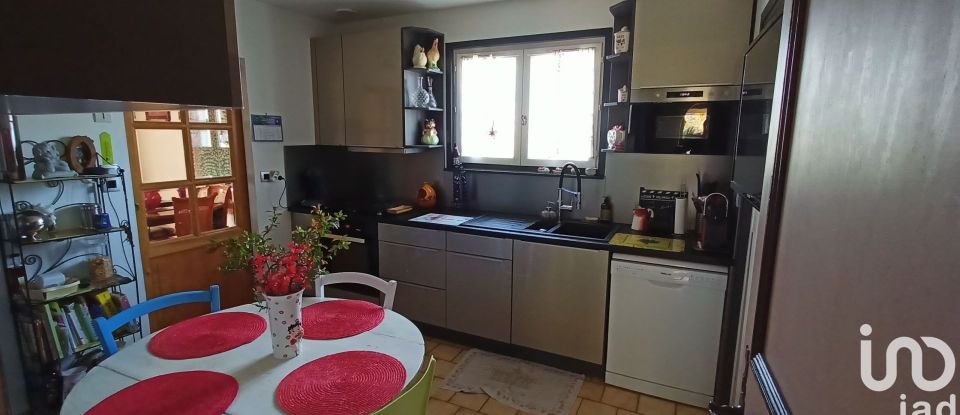 House 6 rooms of 180 m² in Aureilhan (65800)