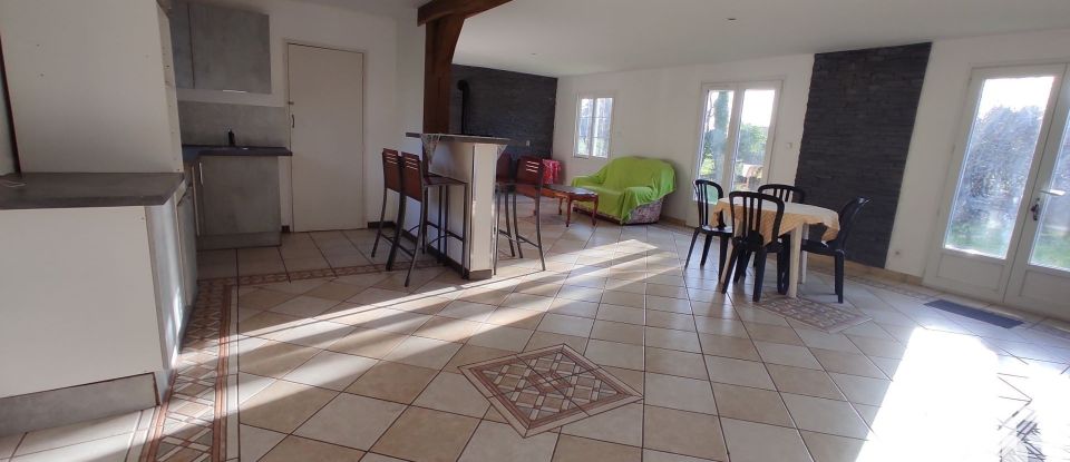 Country house 5 rooms of 120 m² in Le Neubourg (27110)