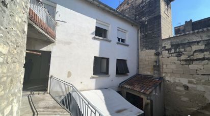 Appartement 4 pièces de 90 m² à Beaucaire (30300)