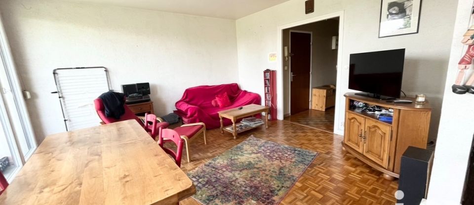 Appartement 5 pièces de 96 m² à Villecresnes (94440)