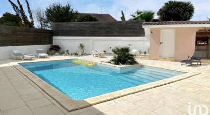 Traditional house 7 rooms of 171 m² in Mées (40990)