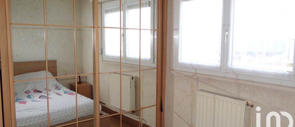 Apartment 4 rooms of 75 m² in Saint-Jean-de-la-Ruelle (45140)