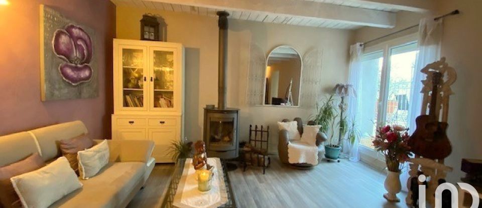 Village house 7 rooms of 180 m² in Vaison-la-Romaine (84110)