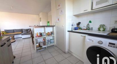 Apartment 2 rooms of 45 m² in Caudry (59540)