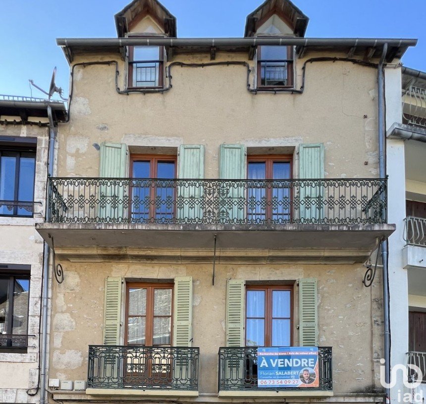 Apartment 5 rooms of 107 m² in Saint Geniez d'Olt et d'Aubrac (12130)