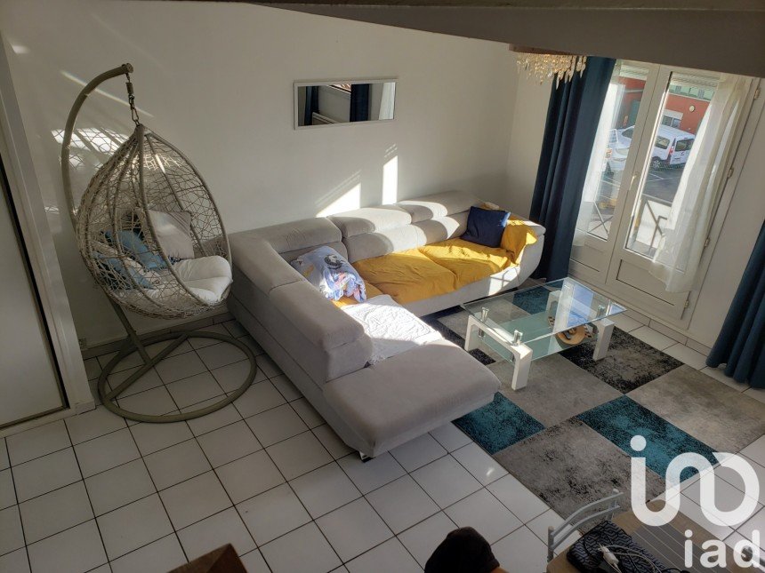 Apartment 2 rooms of 58 m² in Longjumeau (91160)