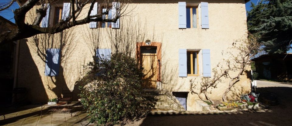 Maison 9 pièces de 298 m² à Vaison-la-Romaine (84110)