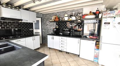 House 6 rooms of 104 m² in Le Havre (76600)