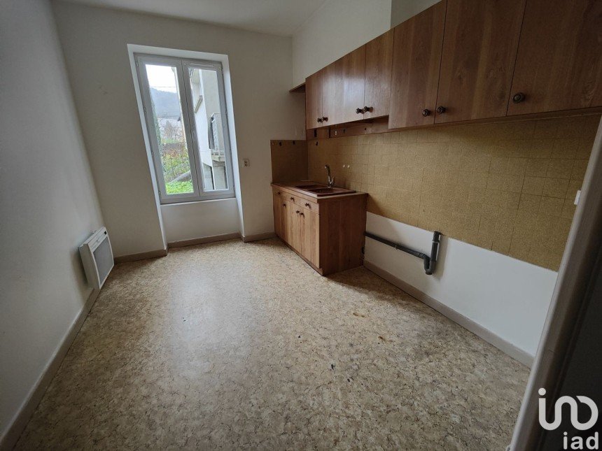 Apartment 3 rooms of 47 m² in Lamastre (07270)