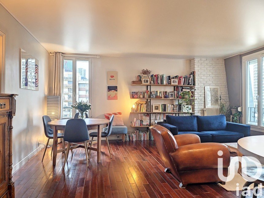 Apartment 3 rooms of 70 m² in Puteaux (92800)
