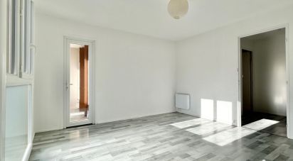 Appartement 3 pièces de 60 m² à Amélie-les-Bains-Palalda (66110)