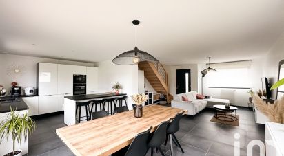 Maison 4 pièces de 92 m² à Flines-lez-Raches (59148)