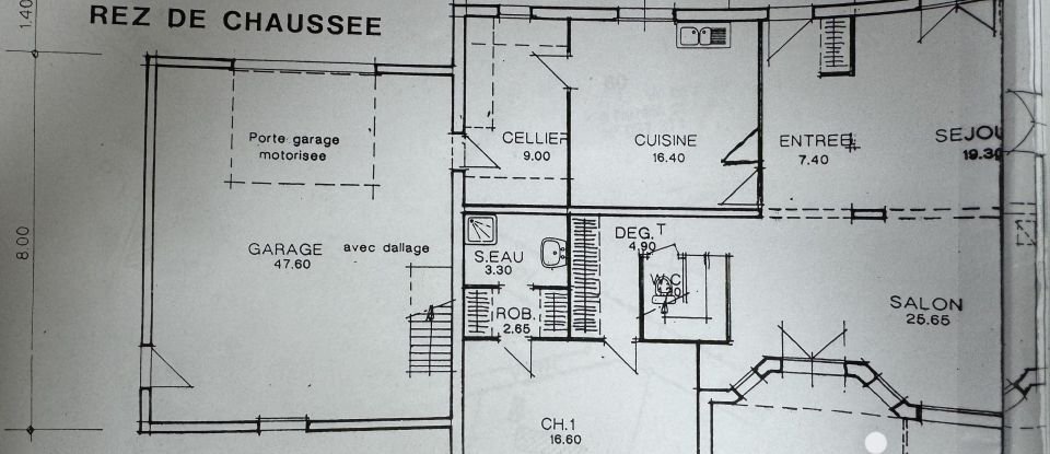 Traditional house 8 rooms of 260 m² in Presles-en-Brie (77220)