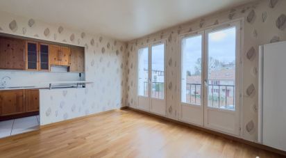 Apartment 3 rooms of 50 m² in Brie-Comte-Robert (77170)