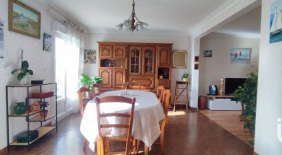 House 6 rooms of 110 m² in Ducey-Les Chéris (50220)