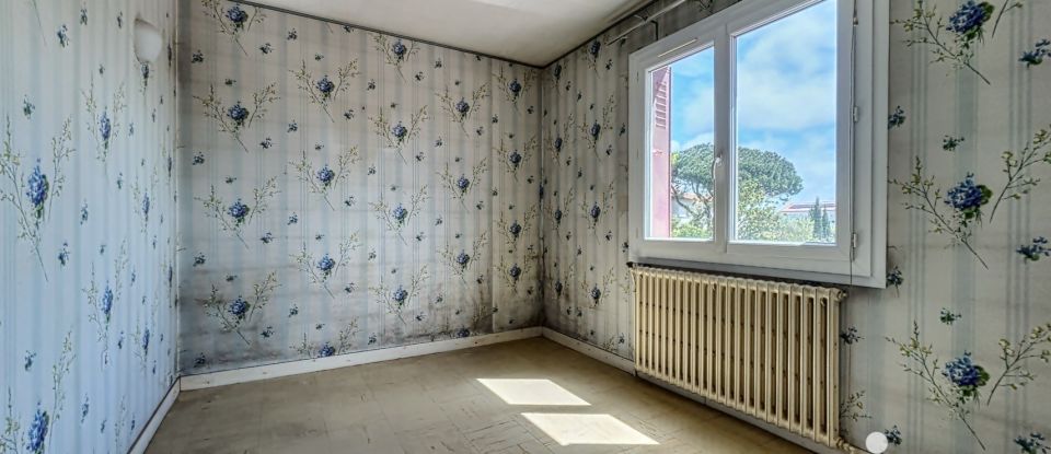 House 7 rooms of 160 m² in Lagord (17140)