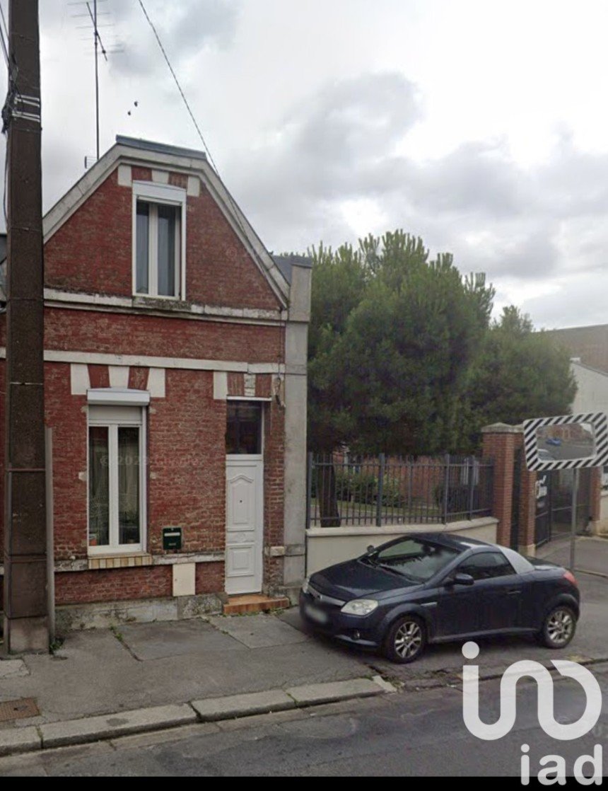 Town house 5 rooms of 63 m² in Saint-Quentin (02100)