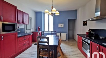 Town house 7 rooms of 195 m² in La Châtre (36400)