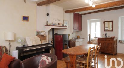 Village house 5 rooms of 116 m² in Châteauneuf-de-Gadagne (84470)